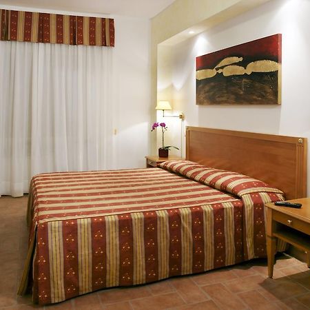 Casa Degli Ubaldi Acomodação com café da manhã Roma Quarto foto