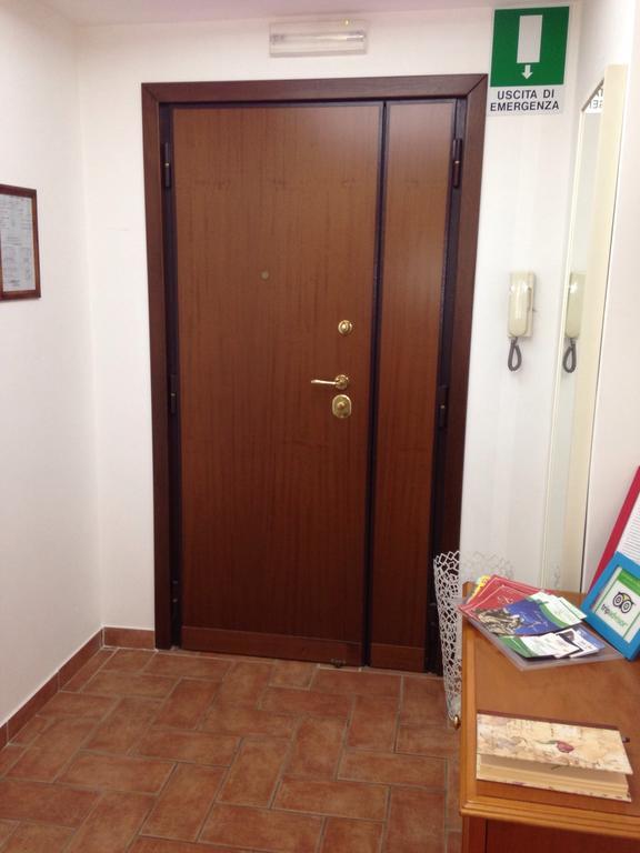 Casa Degli Ubaldi Acomodação com café da manhã Roma Exterior foto